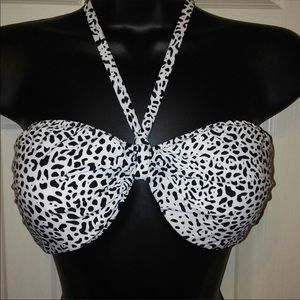 NWOT Victoria’s Secret Bikini Top